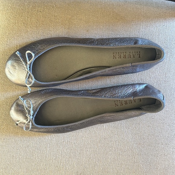 Lauren Ralph Lauren Amarissa Leather Metallic Ballet Flats Silver Size 8.5 - Picture 4 of 11